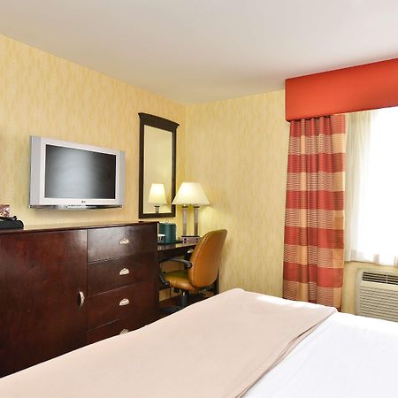 Lex View Inn At Jfk Airport Нью-Йорк Экстерьер фото